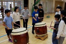 太鼓のたたき方伝授2