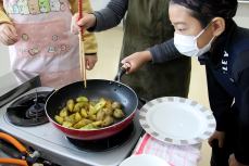 料理は目で楽しむ。近くない?