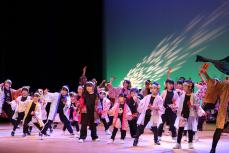 芸能発表「ひまわりちびっこ隊」