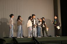 高学年の発表と司会進行