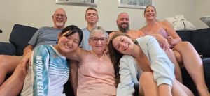 ザカリー・ナイト君のファミリーと一緒に