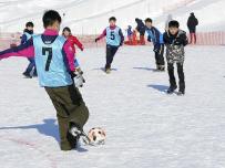 雪上サッカー