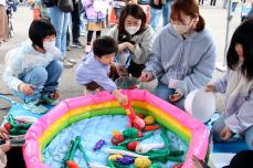 大学生の子ども縁日