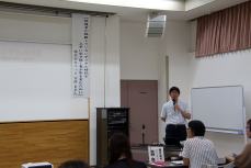 講師の吉岡良平氏