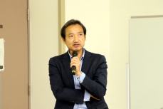 山本理人教授
