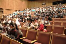 開会前の会場の様子