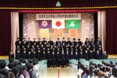 一人一人が思い出を語り、最後に歌う。
