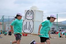 西小だるま運びリレー