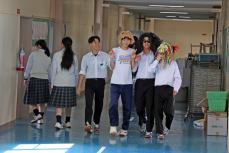 選探している生徒2