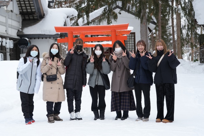 名寄市立大学生と名寄神社を参拝